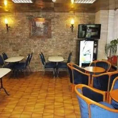 Fiat Hotel